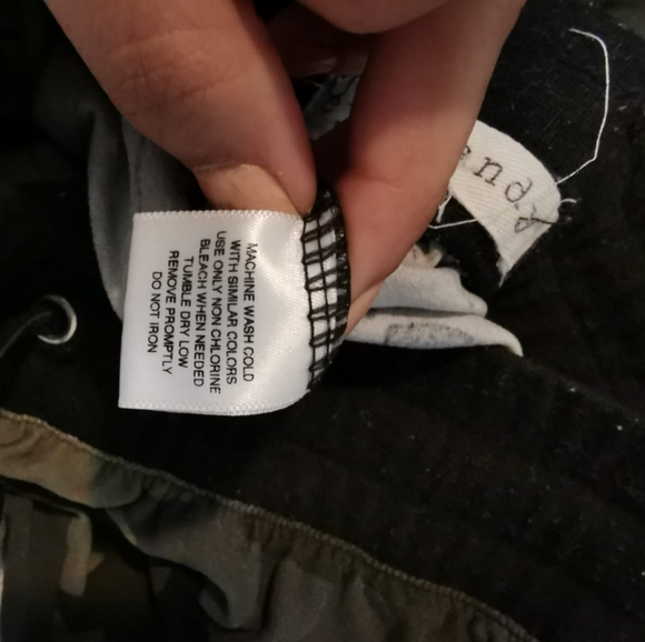 EyeCandy Joggers Camo green, size S - Picture 7 of 7